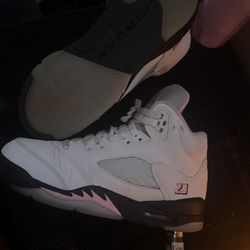 pink jordan 5s  size 6