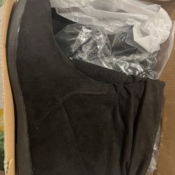 Women’s Black Boots 6