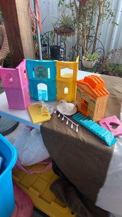 doll house