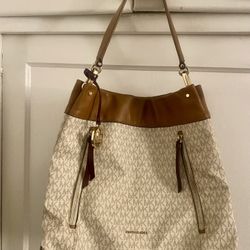 Michael Kors Large Hobo Bag 