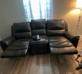 Reclining sofa & loveseat