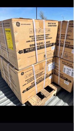 GE® ENERGY STAR® 230/208V Cool Only 12,000 BTU High Mount Built In Room Air Conditioner. Cools up to 550 sq.ft New! $300