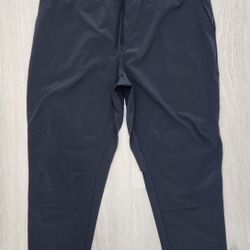 Nike Unlimited Dri-FIT Tapered Leg Versatile Pants FB7546-010 Men's Size XL NWT