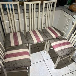 5 Dinning Room Chairs