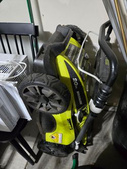 Ryobi Battery powered 20" lawnmower with 40v Battery and charger
