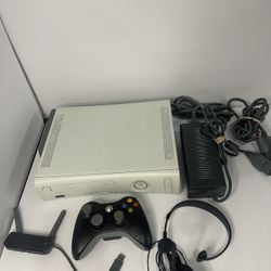 Xbox 360 White Console Bundle W/controller Wifi Head set Works Great OEM