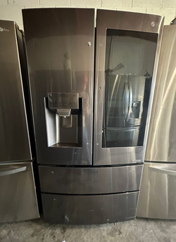 LG 4-Door French Door Fridge - Smart & Elegant