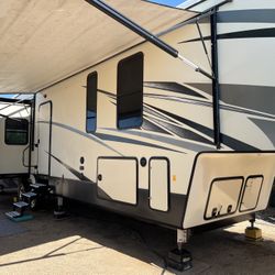 2018 Forest River 372LOK