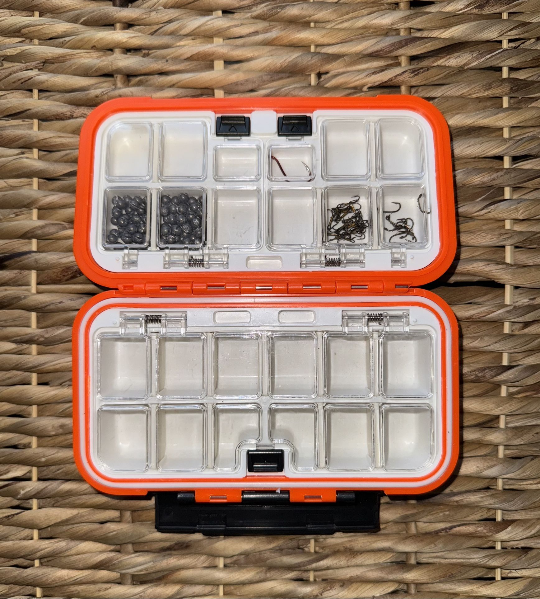 Nifty Waterproof Fishing Box