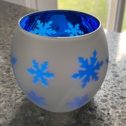 Partylite Blue snowflake tea light holder (1)