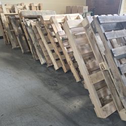 Wood Pallets