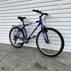 Men’s Mountain Bike