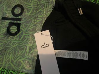Alo Yoga