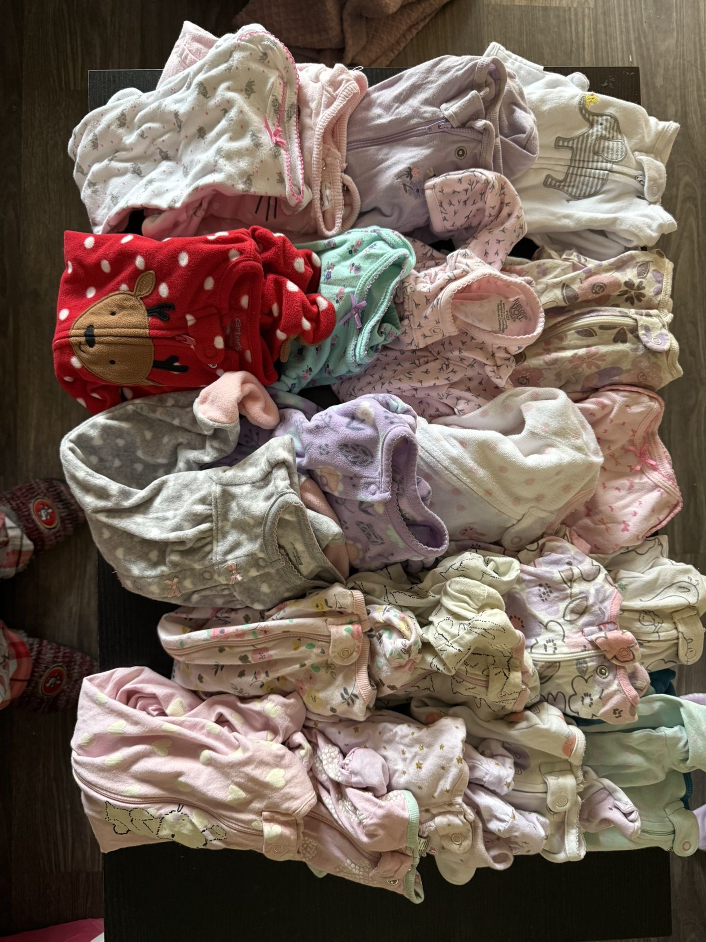 Newborn Girl Clothes/blankets/swaddles