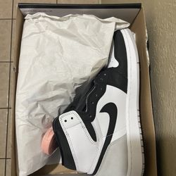 Bleach Coral Jordan 1