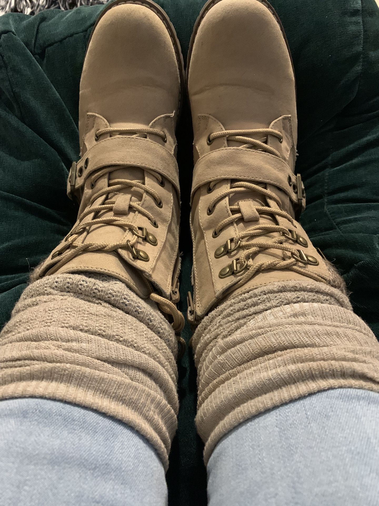 WINTER BOOTS