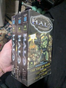 2004 Halo Box Set (Books 1-3)