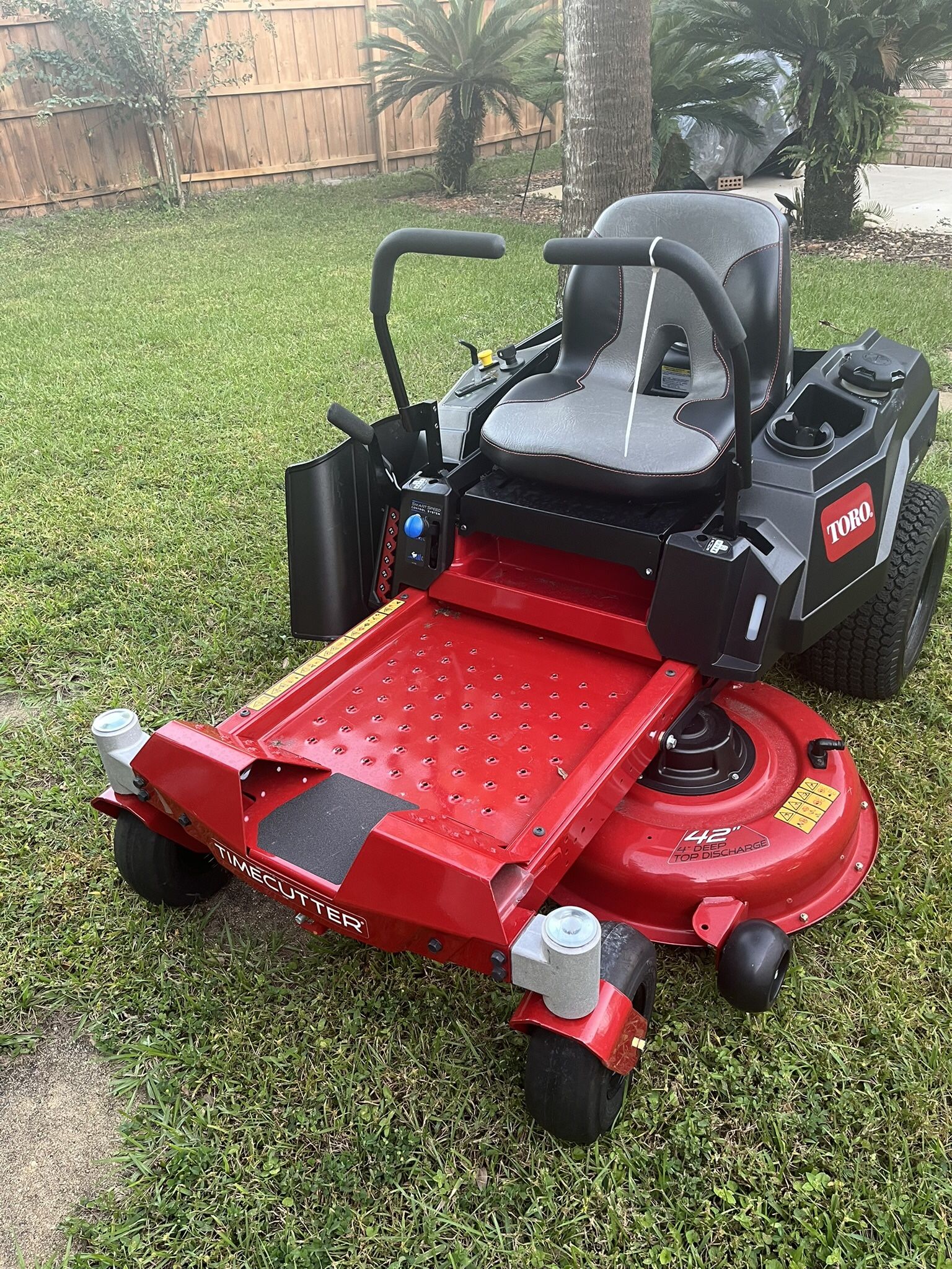Toro TimeCutter Zero Turn Riding Lawn Mower( Brand New)