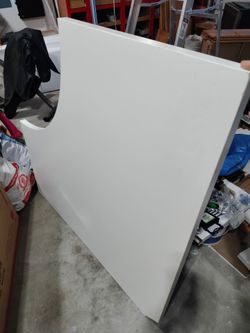 Ikea Linnmon corner desk (no legs)