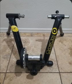 CycleOps Indoor Bike Trainer
