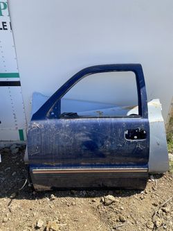 99-07 Silverado Sierra Driver Door