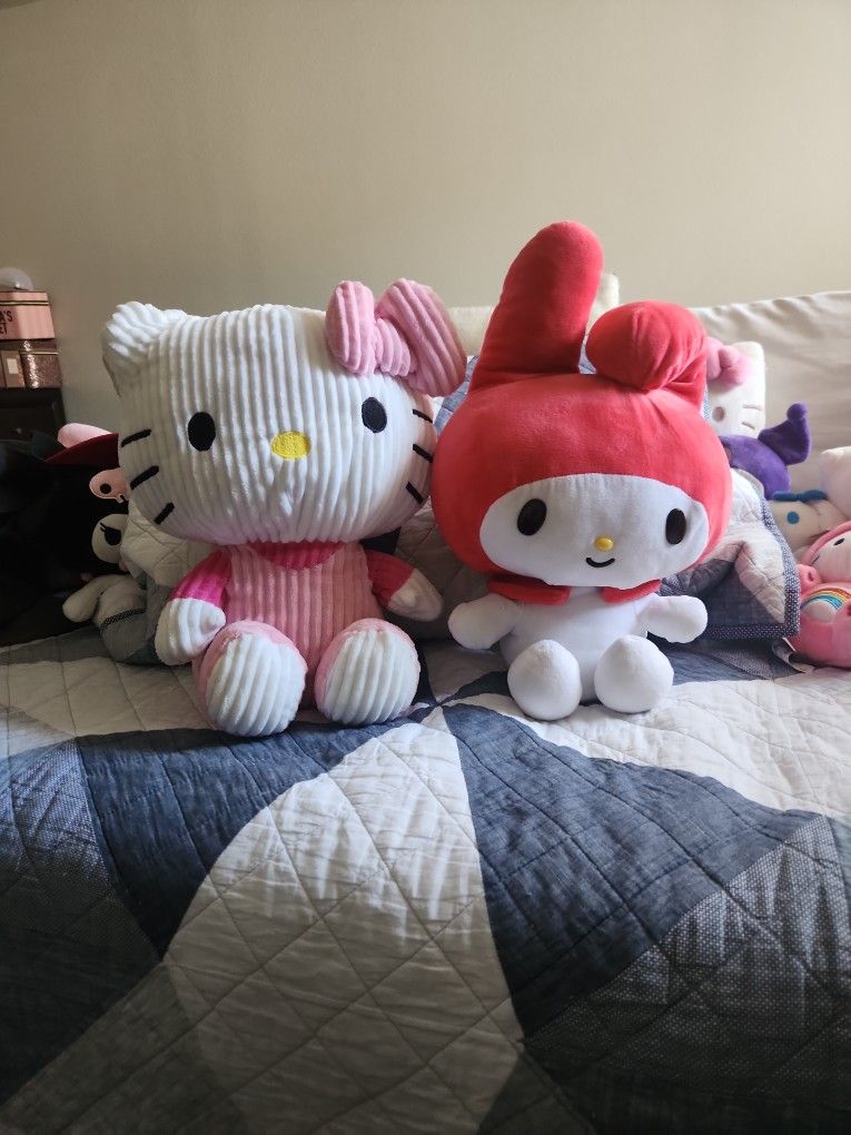 Hello Kitty Plushies Original