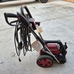 Pressure washer for trade