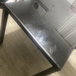 Black Dinning Room Table 