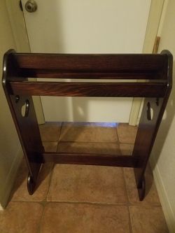 Real Wood Quilt Stand