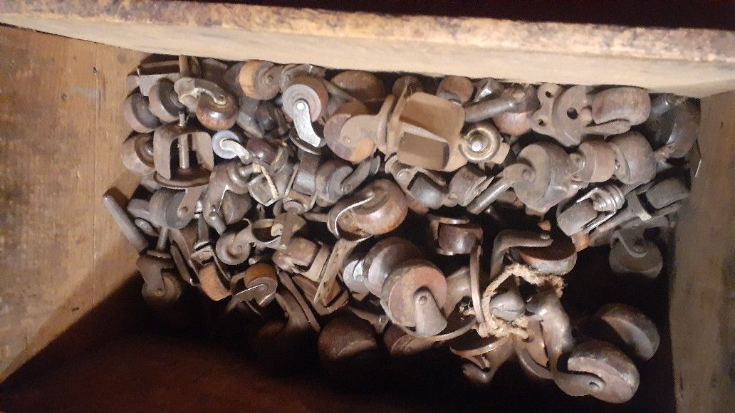 True Antique Wooden Roller Wheels Brass Roller Wheels And Iron/ Steel And Antique Trunk Locks