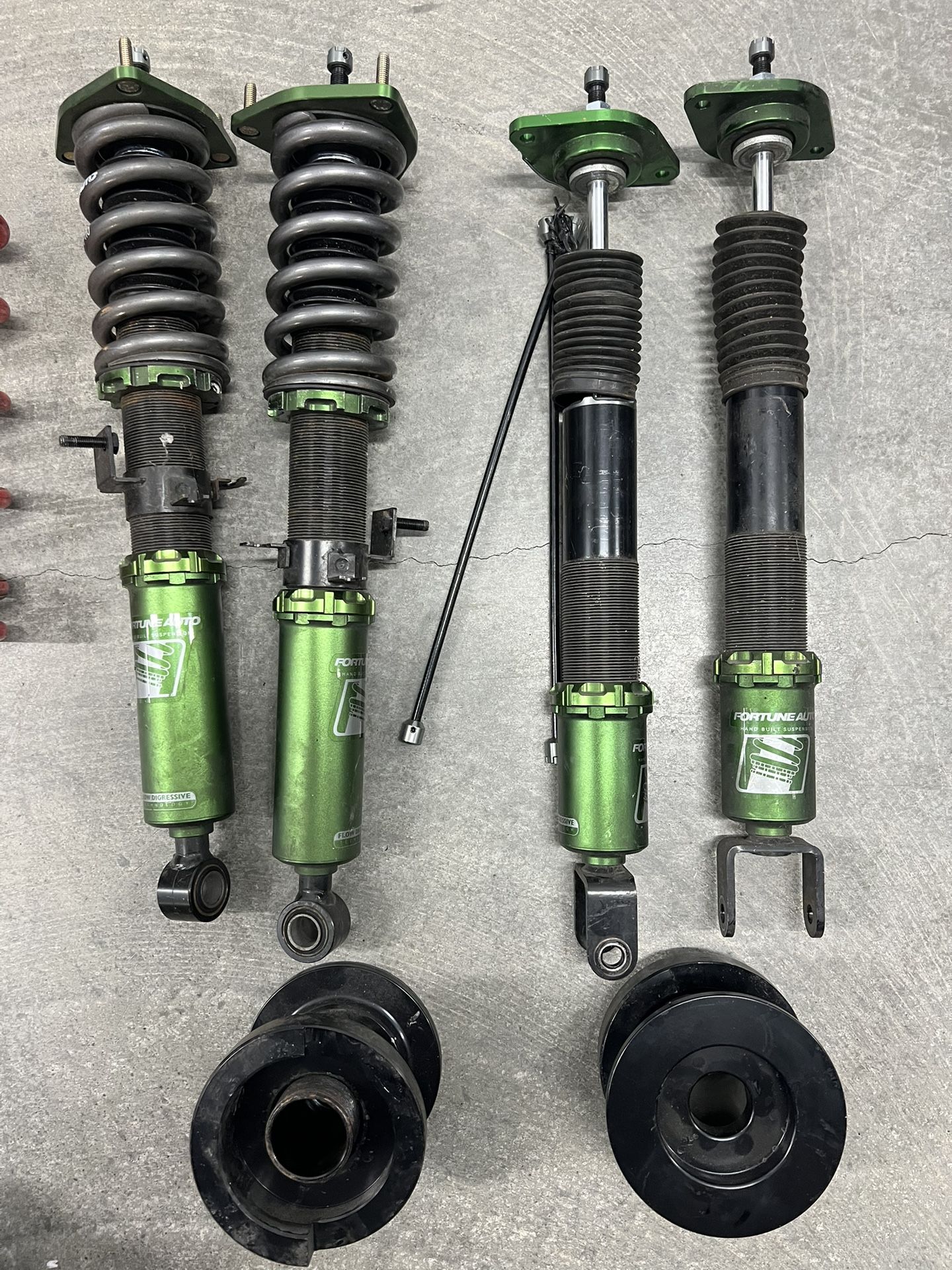 370z Fortune Auto Coilovers 