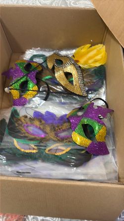 Mardi gras items party