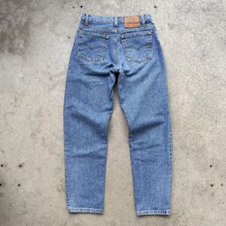 Vintage 90’s Levi’s 550 Light Blue Wash Jeans 