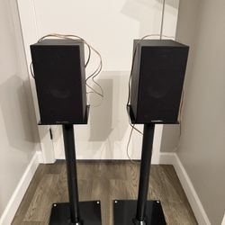 Bowers & Wilkins 607 S2 Anniversary Edition Speakers