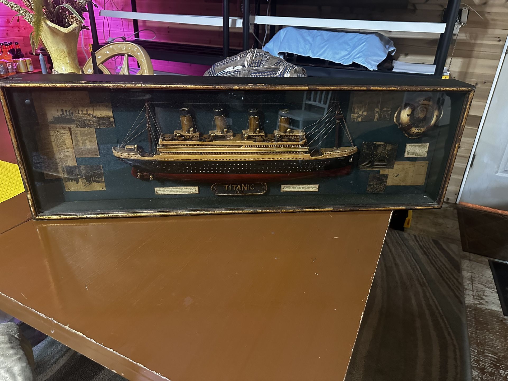 Antique 3D. Diorama Titanic Shadow Box