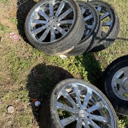 26s Heavy Hitters 5 Lugs 26x12 /5 1/2 Bolt Pattern 