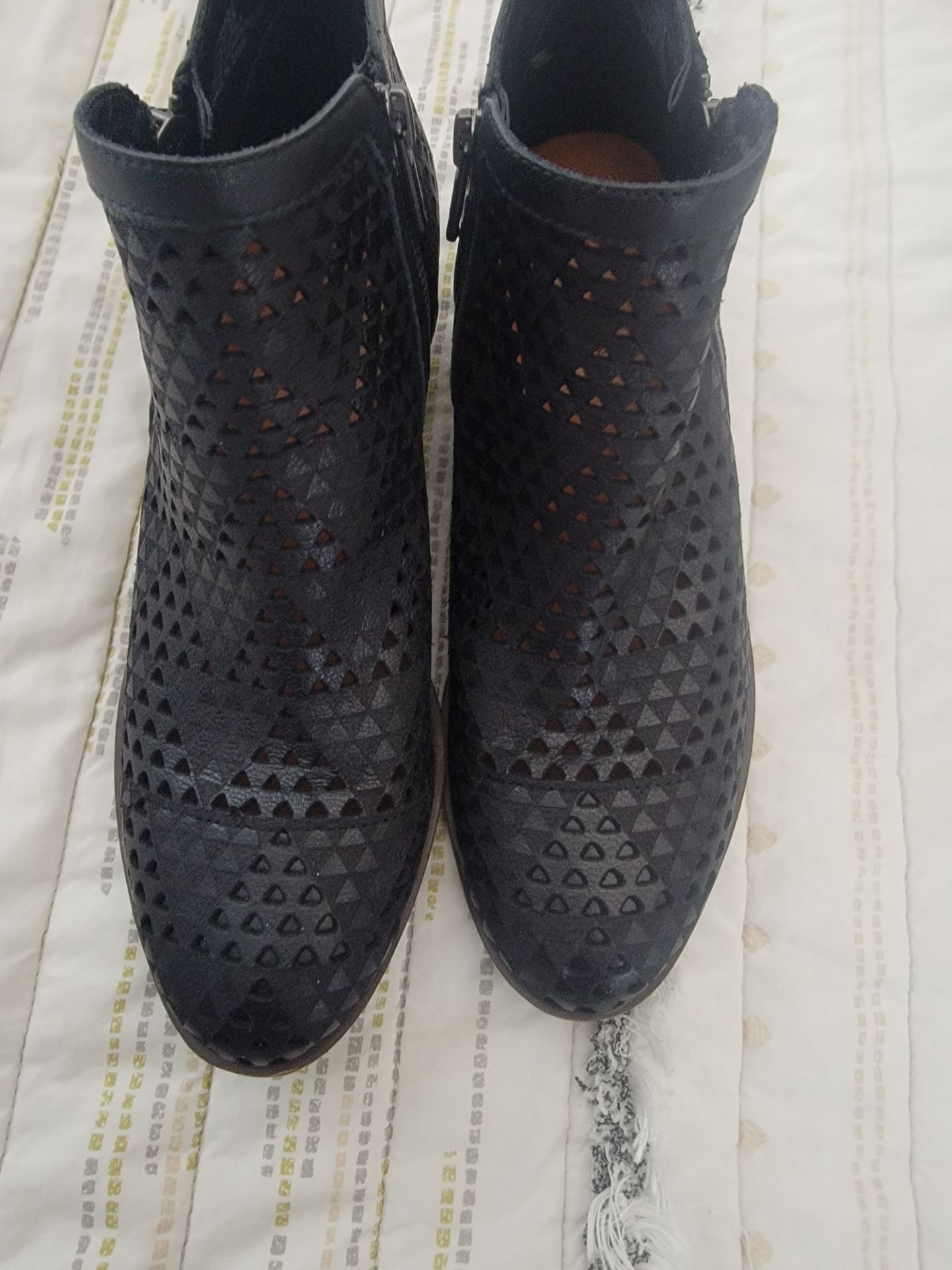 Lucky Brand booties