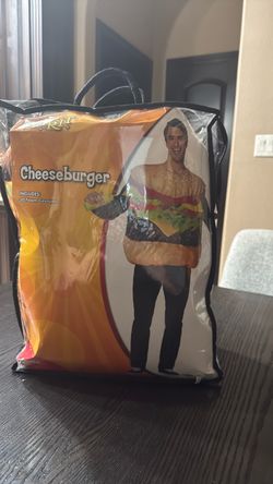 costume