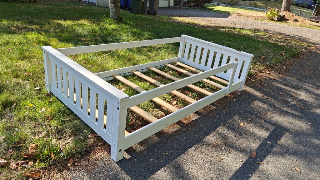 Twin bed Frame