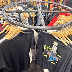 Metal Pipe Industrial round Retail display racks