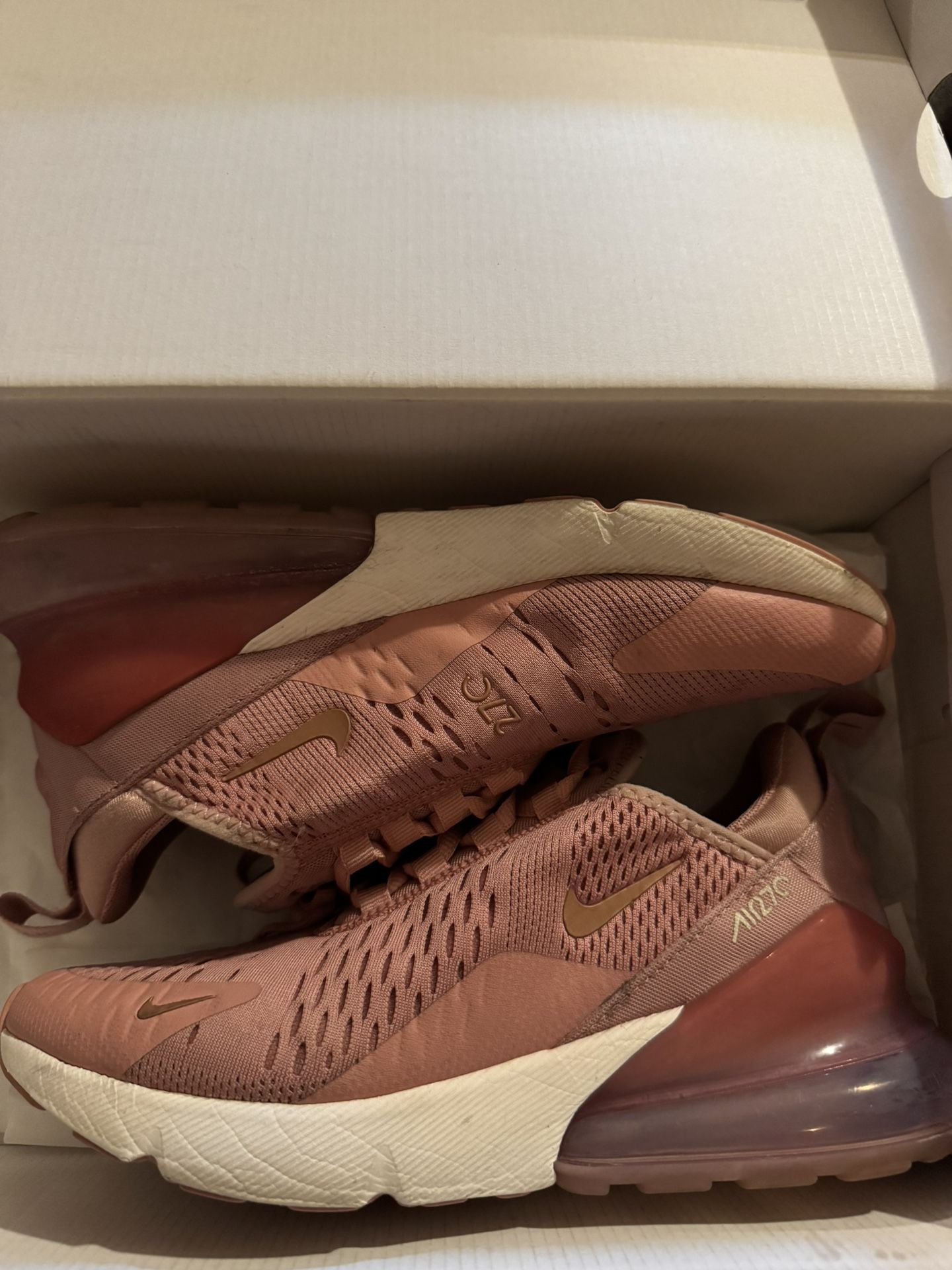 Pink Nike air 270s, size 7.5