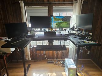 U shaped standup desk