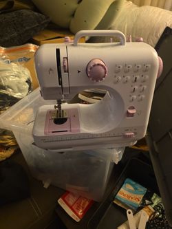 Mini Sewing Machine