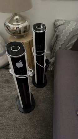 desumidificador de ar (dehumidifier), provavelmente um modelo vertical.