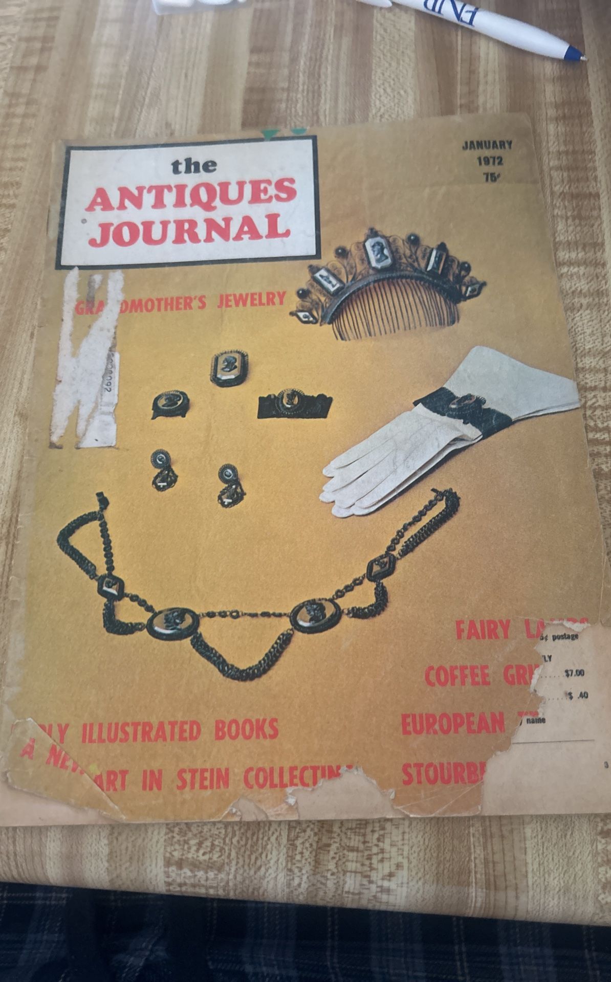 Antiques Journal Book