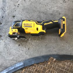 Dewalt Multi Tool Brushless 