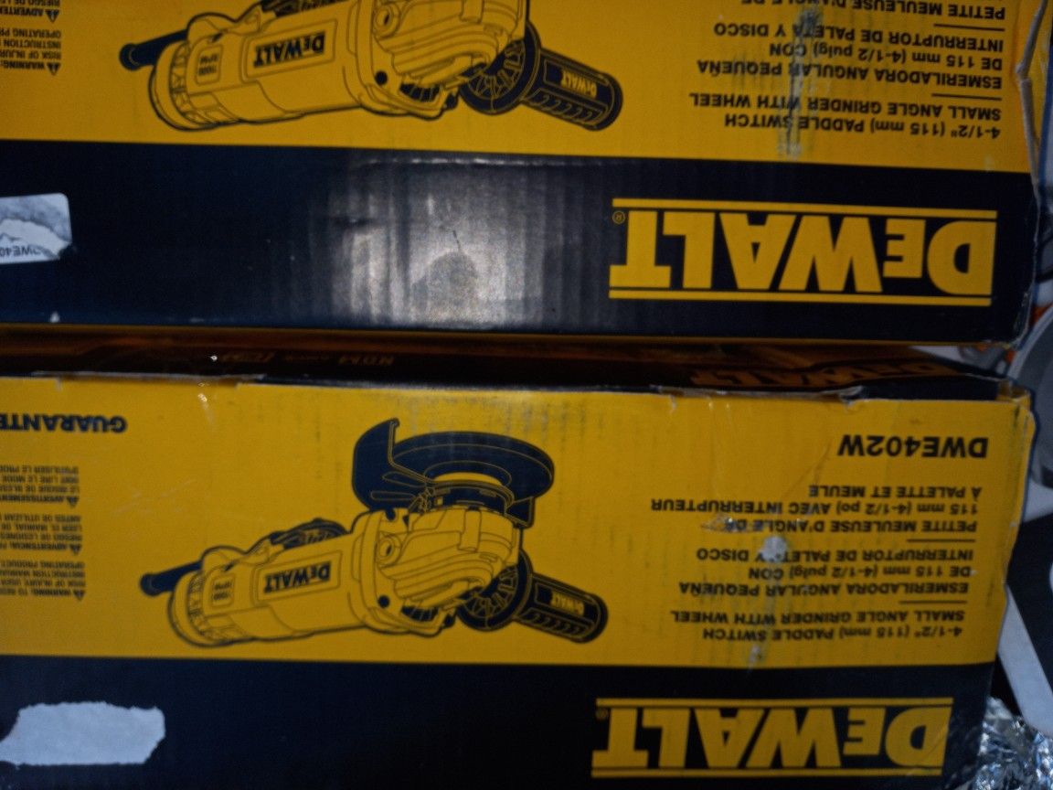 (2) DEWALT DWE402W 11 AMP 4 ½ GRINDER NEW
