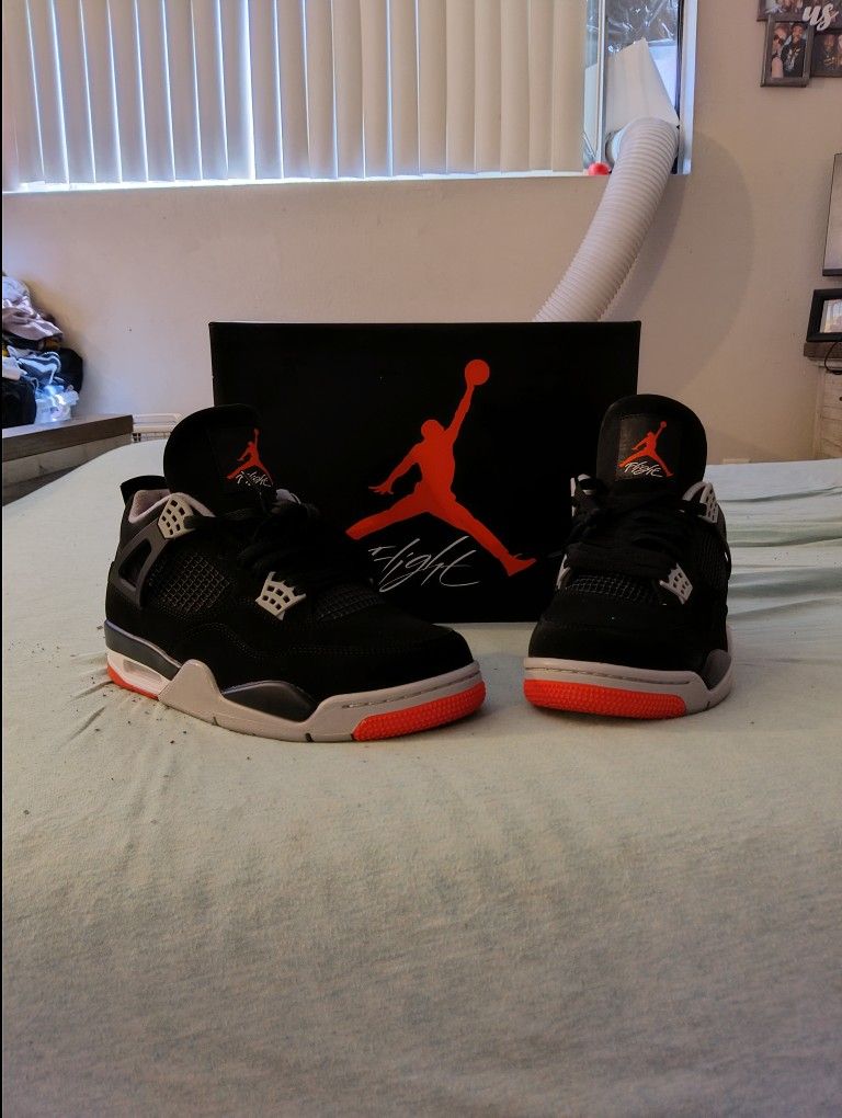 Jordan 4