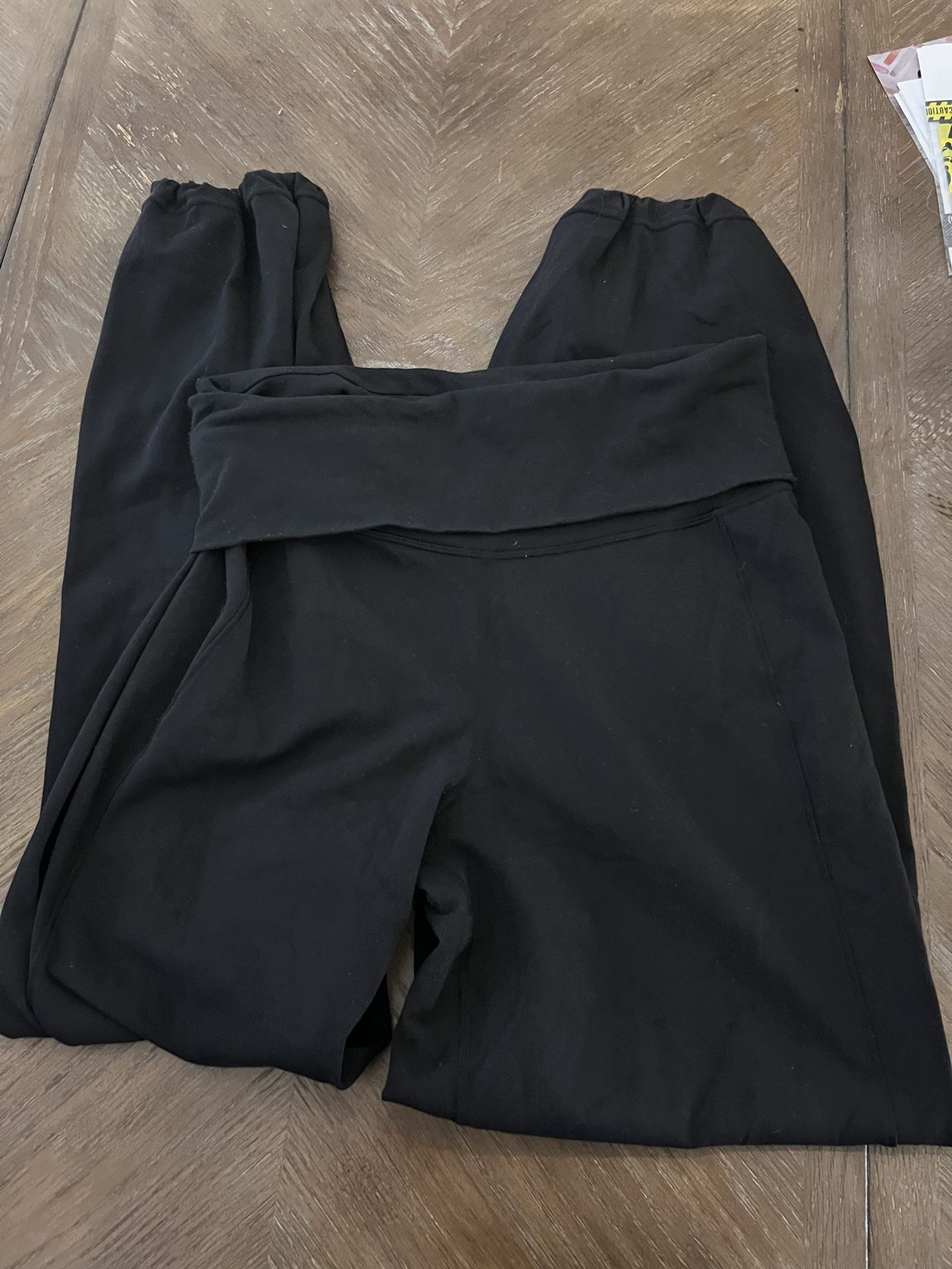 Lululemon Joggers Size 8