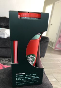 Holiday Starbucks cups
